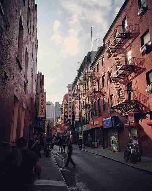 海角官网性能实测：官方直播热议不断